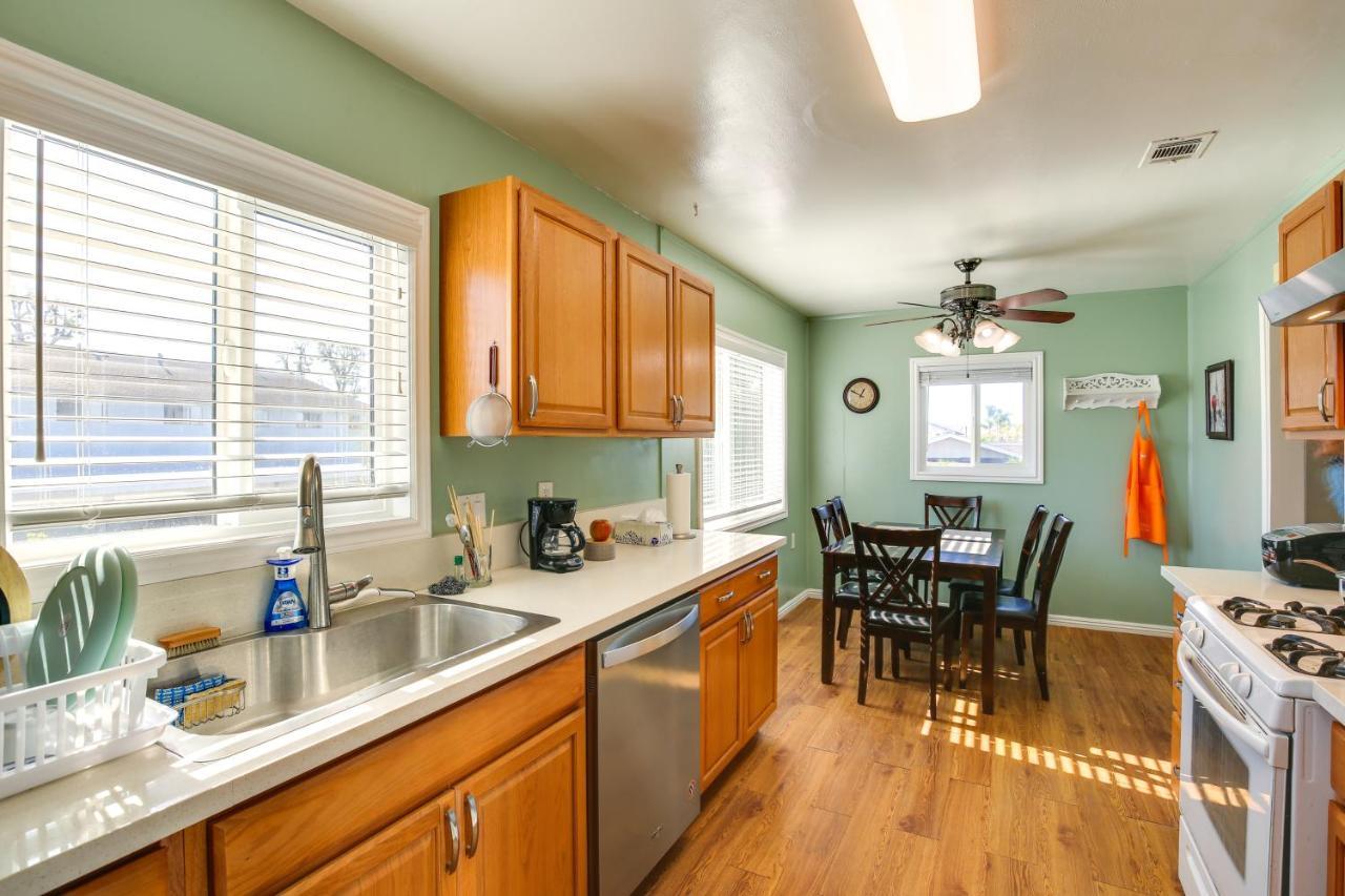 Pet-Friendly Home About 5 Mi To Knotts Berry Farm! Lakewood Esterno foto